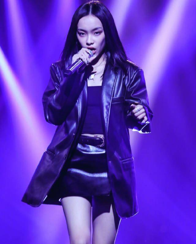 李佳琦妹妹要火了!