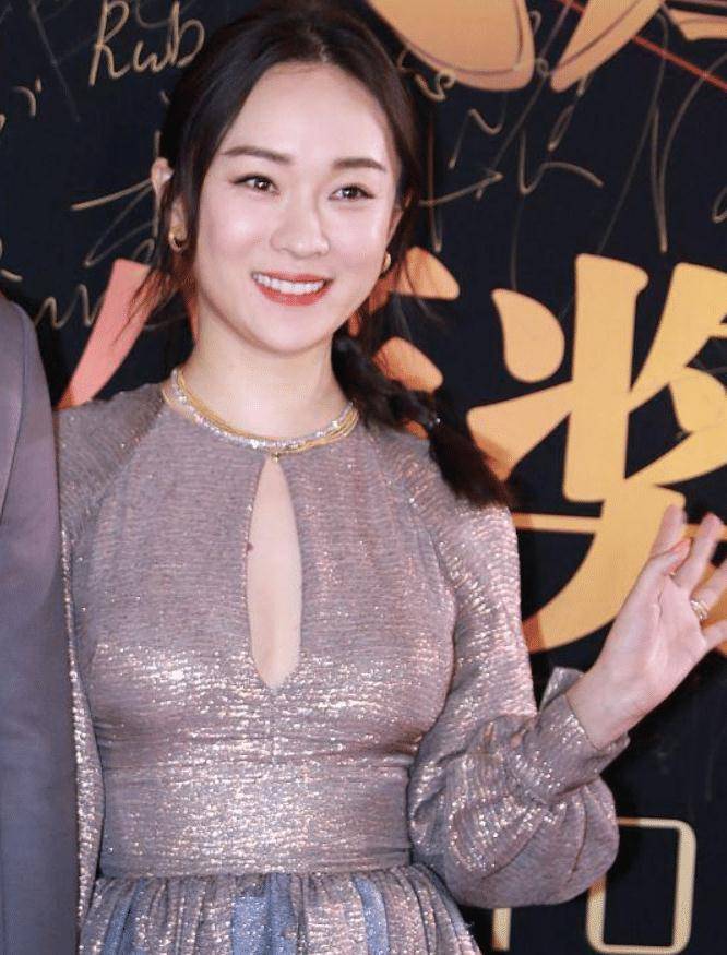 发福后的霍思燕多"富态"?