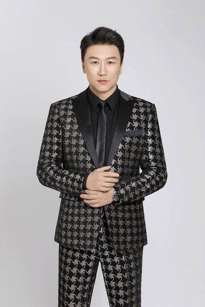 自曝与台里冲突大,养儿女钱少没房车仍租房_生活_张敏健_山东电视台