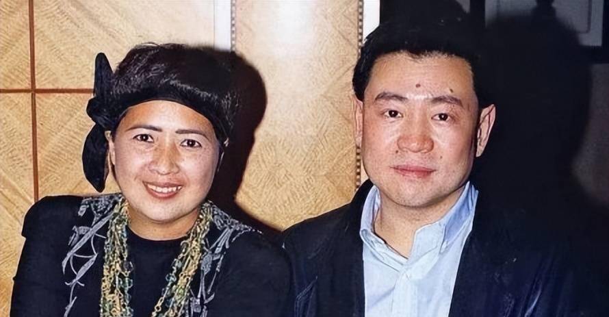 回头看看李嘉欣在采访中说的话,一句句笑话_大刘_感情_球的故事