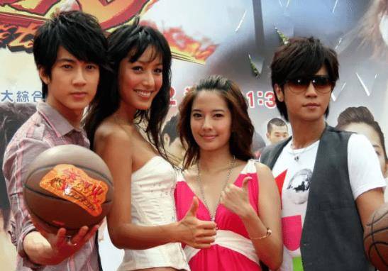 蒋怡虽然出生于模特界,但也拍摄过很多影视作品,包括《篮球火》,《新