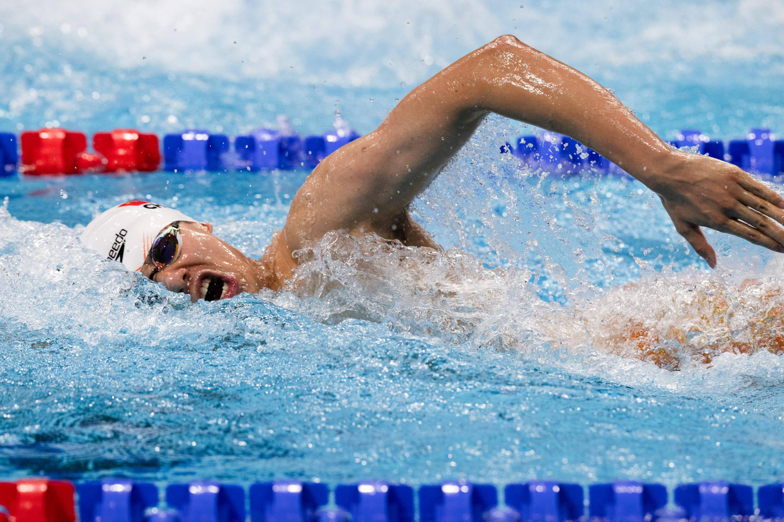 两度力压韩国天才,亚洲新"飞鱼"之争已无悬念_游泳_潘展乐_黄善宇