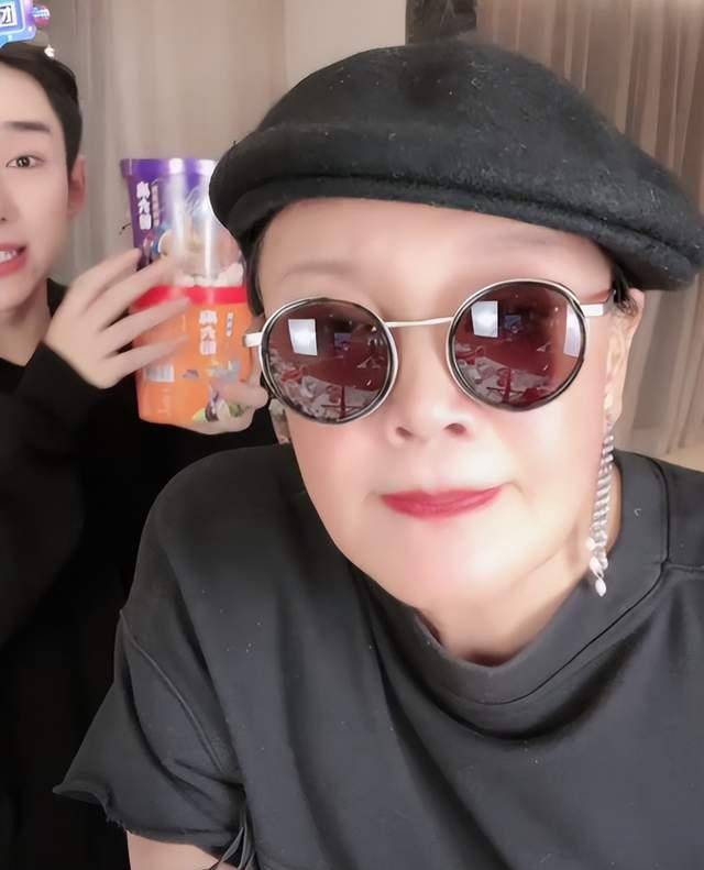 原创张兰成"张雨荷",寒假后盼暑假又失败了,大s看似赢了其实输了