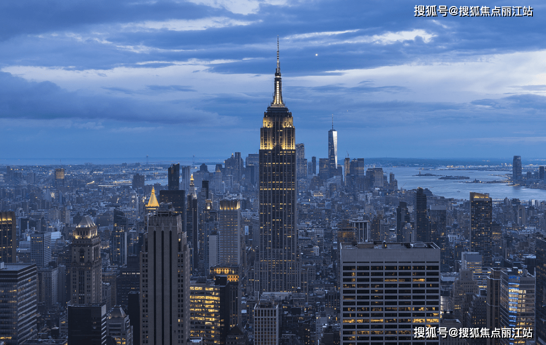 纽约,帝国大厦 核心占位那么一座符合当代实用主义与审美哲学的写字楼