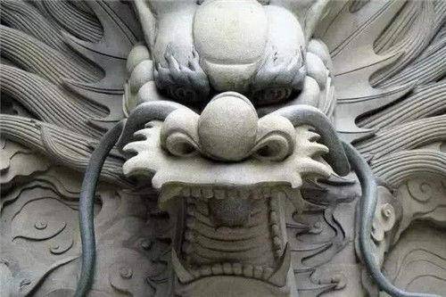 锁龙井有拉不完的铁链,另一端到底有没有龙存在?