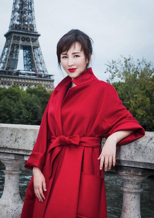 该剧是由郭靖宇指导,肖燕,戴向宇,岳丽娜等主演,而岳丽娜的表现非常