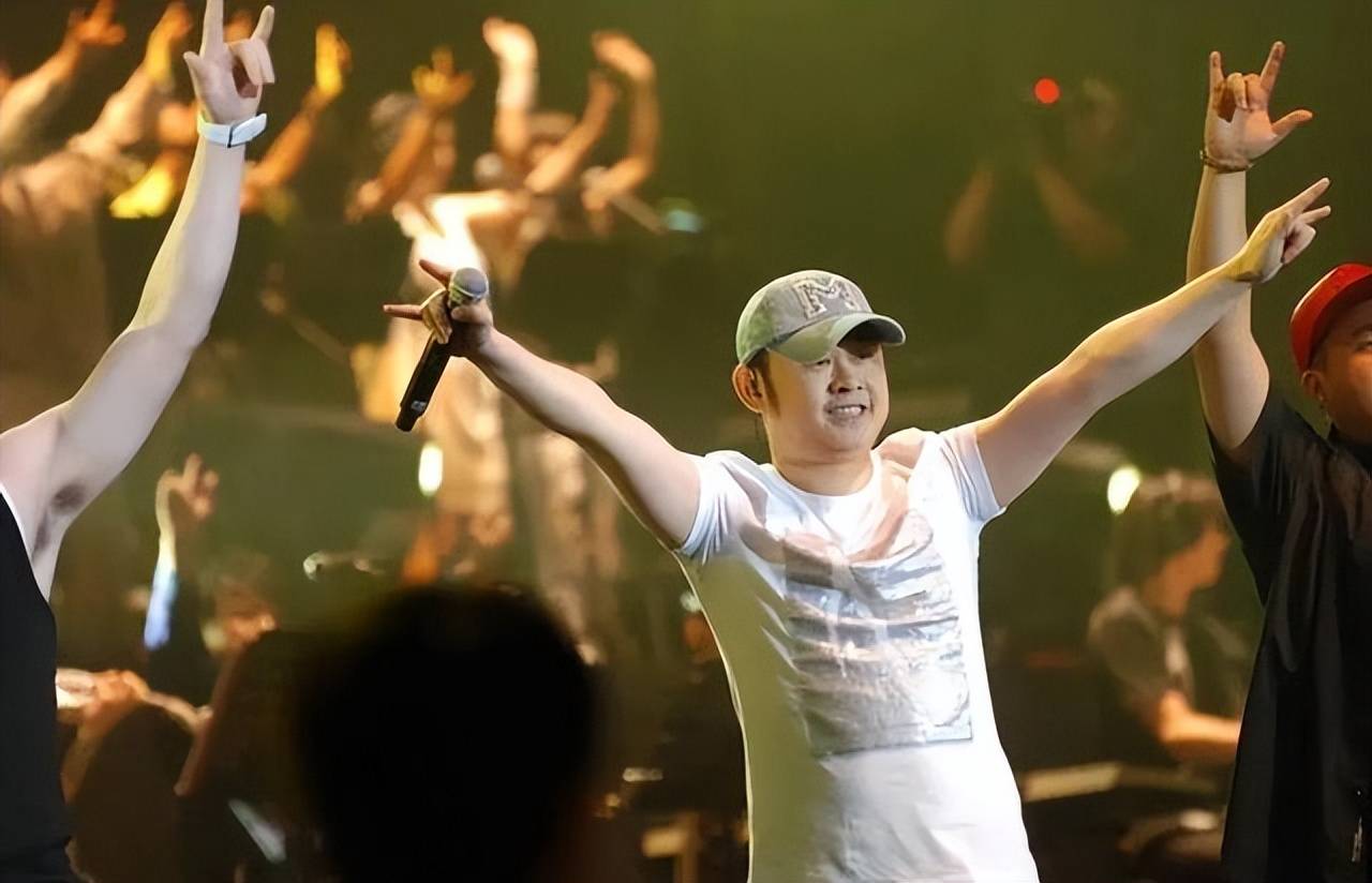 刀郎的罗刹海市新解:大刀其实砍向的是美帝_拜登_美国_因为