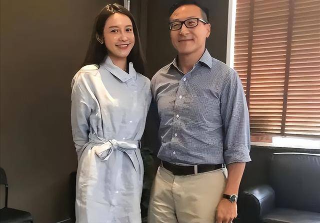 1年进账3亿,初代网红张大奕嫁富豪,却遭阿里总裁夫人当众喊话_蒋凡