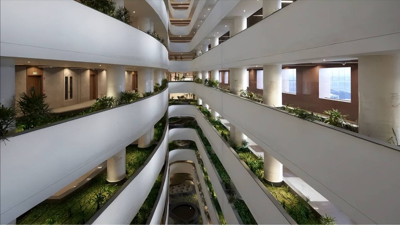 原创            印度建成超级办公楼！可容纳一座城镇人口，比美国五角大楼还大！-印度办公室文化特色