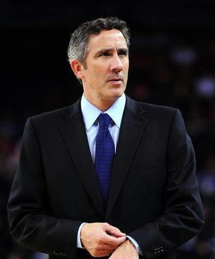 花甲之年珍妮-巴斯收获新恋情,罗德曼和禅师都是她人生过客_男友_湖人