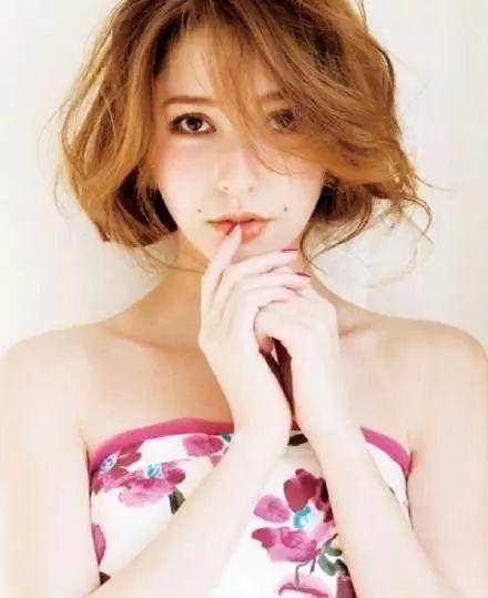 汪东城公布和日本名模藤井莉娜恋情！辰亦儒、郭品超转发证实！-汪东城td
