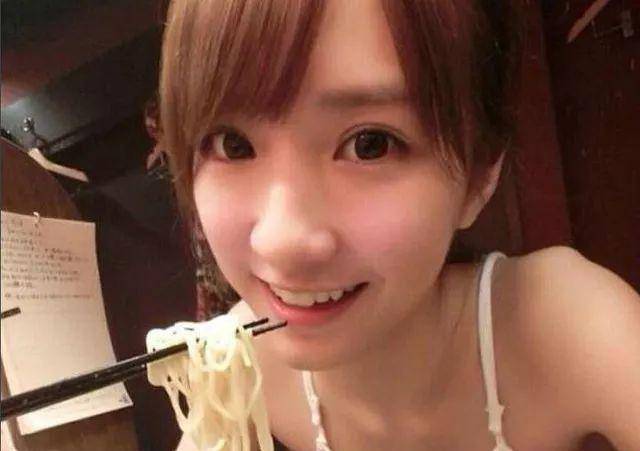 原创            凸凹校花自爆交往细节，罗志祥火速回应，女方还曾与辰亦儒传绯闻-凸凹集团