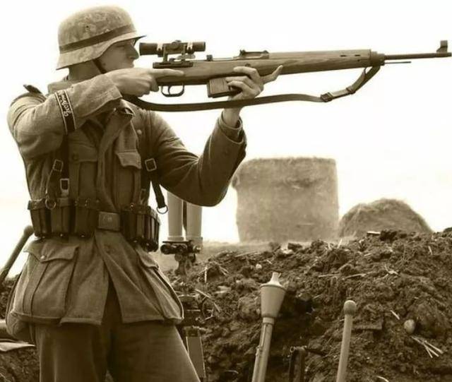就是1943年研制成功并命名为gewehr43半自动步枪,一般简称:g43或gew43