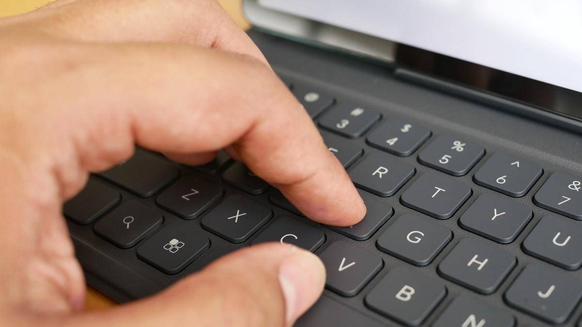 荣耀平板X8 Pro评测:轻薄时尚搭配养眼好屏,影音娱乐学习新体验