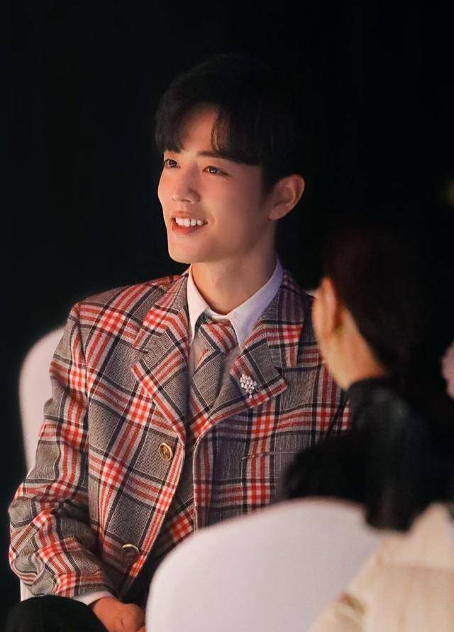 肖战刷新"顶流"认知:不必造型帅,"一人千面"才是演员本分_角色_罗云熙