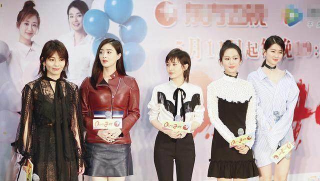 蒋欣小_黑色_衣品