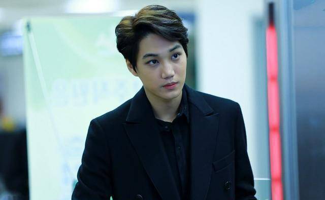 当时鹿晗还在韩国为训练生的时候,就曾与金钟仁组成限定组合,不过从这