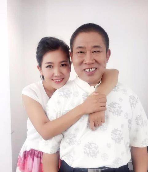 优秀演员杜旭东:靠脸接戏,妻子貌美如花为何会看上他?