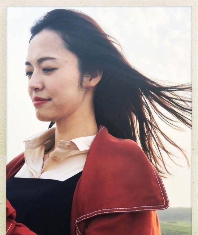 姚晨李念郭京飞都发文告别《都挺好》内容截然不同,态度一目了然_朱丽