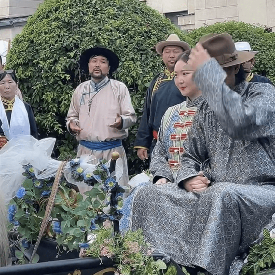 不过估计也有没有结婚的,不管怎么样英格玛和诺尔曼都是大家非常喜欢