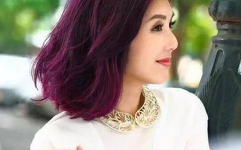 首先不得不说的一首是火了几年的电影《春娇与志明》,杨千嬅翻唱