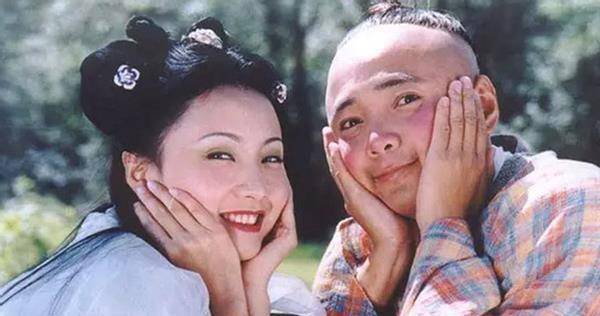 陶虹被传车祸后现身,造型休闲显年轻,女儿身高快赶上妈妈_徐峥_徐小宝