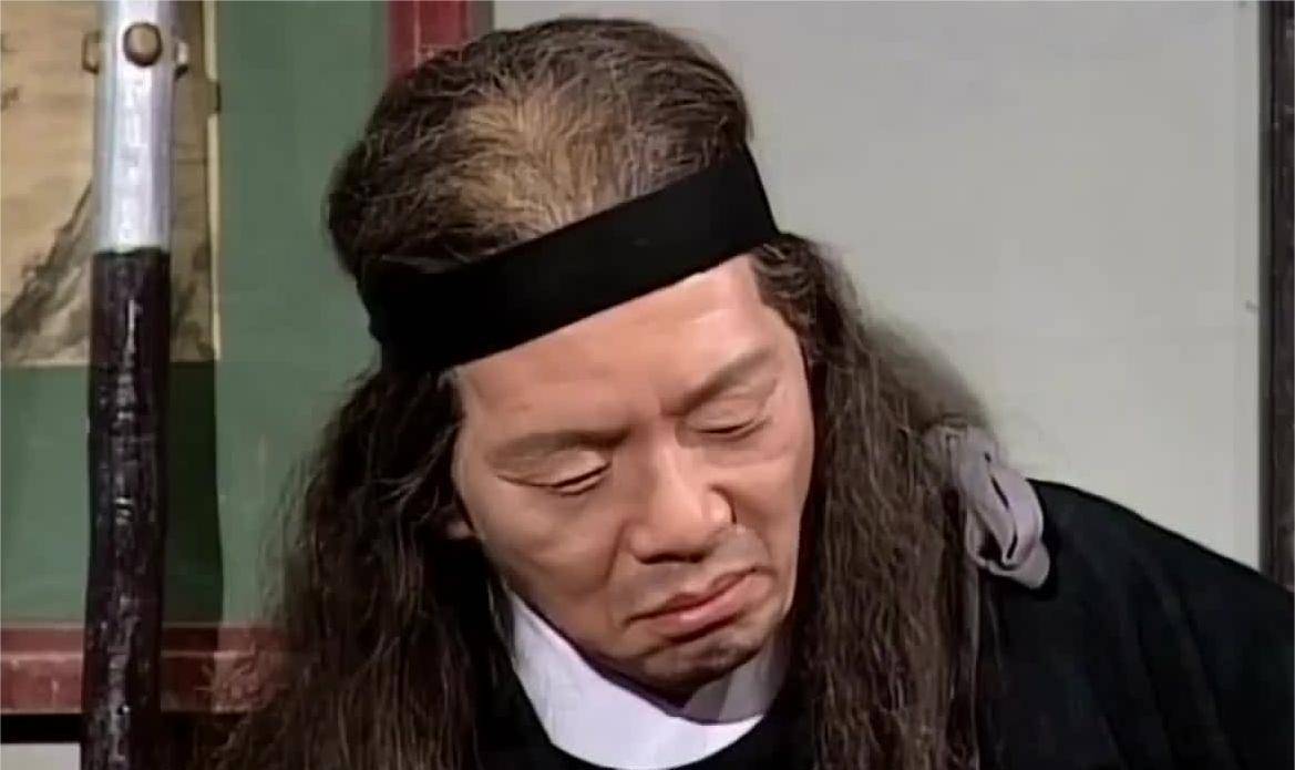 并且,在诸多版本的"柯镇恶"扮演者之中,尤其以"老戏骨"江毅版,最为