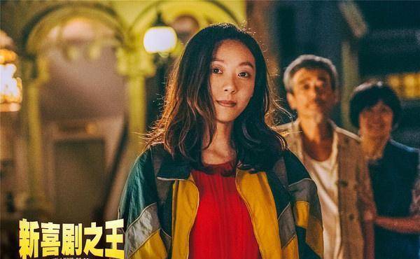 在影片中出演她室友的小米,演员叫做景如洋.