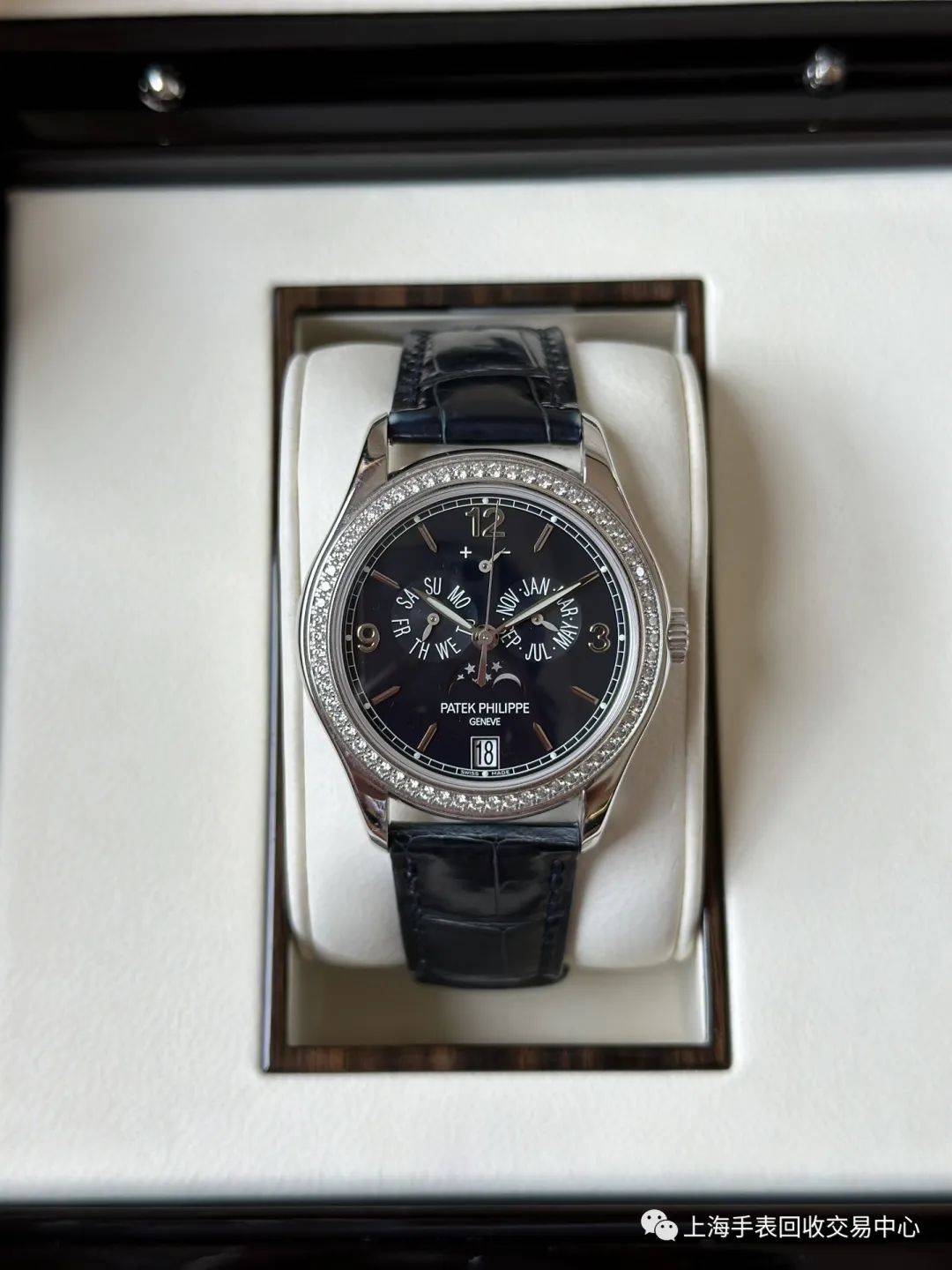 17年带发票大全套 18k白金材质 百达翡丽手表回收_年历_钻石_灯笼