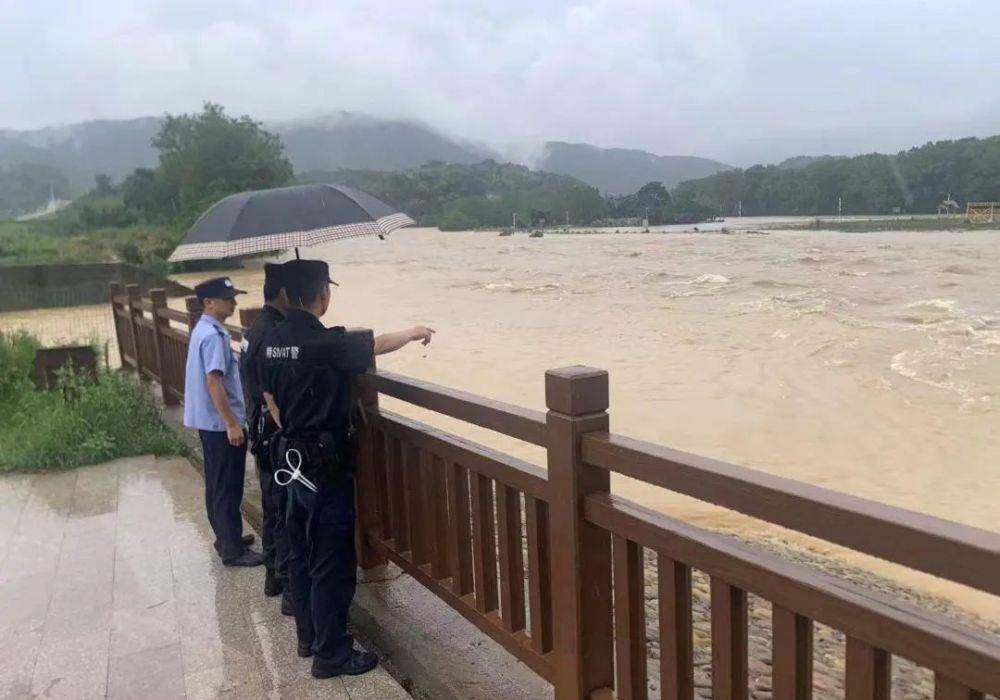 风雨来袭,我们逆风而行!