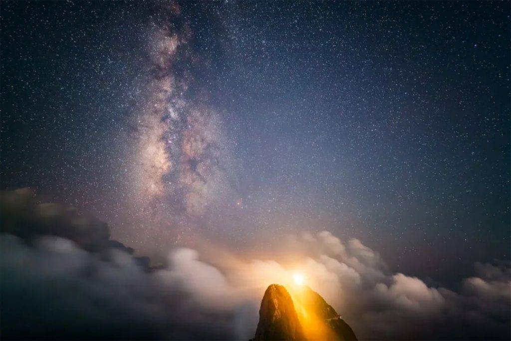 老君山夜色，如此撩人-老君山夜景视频