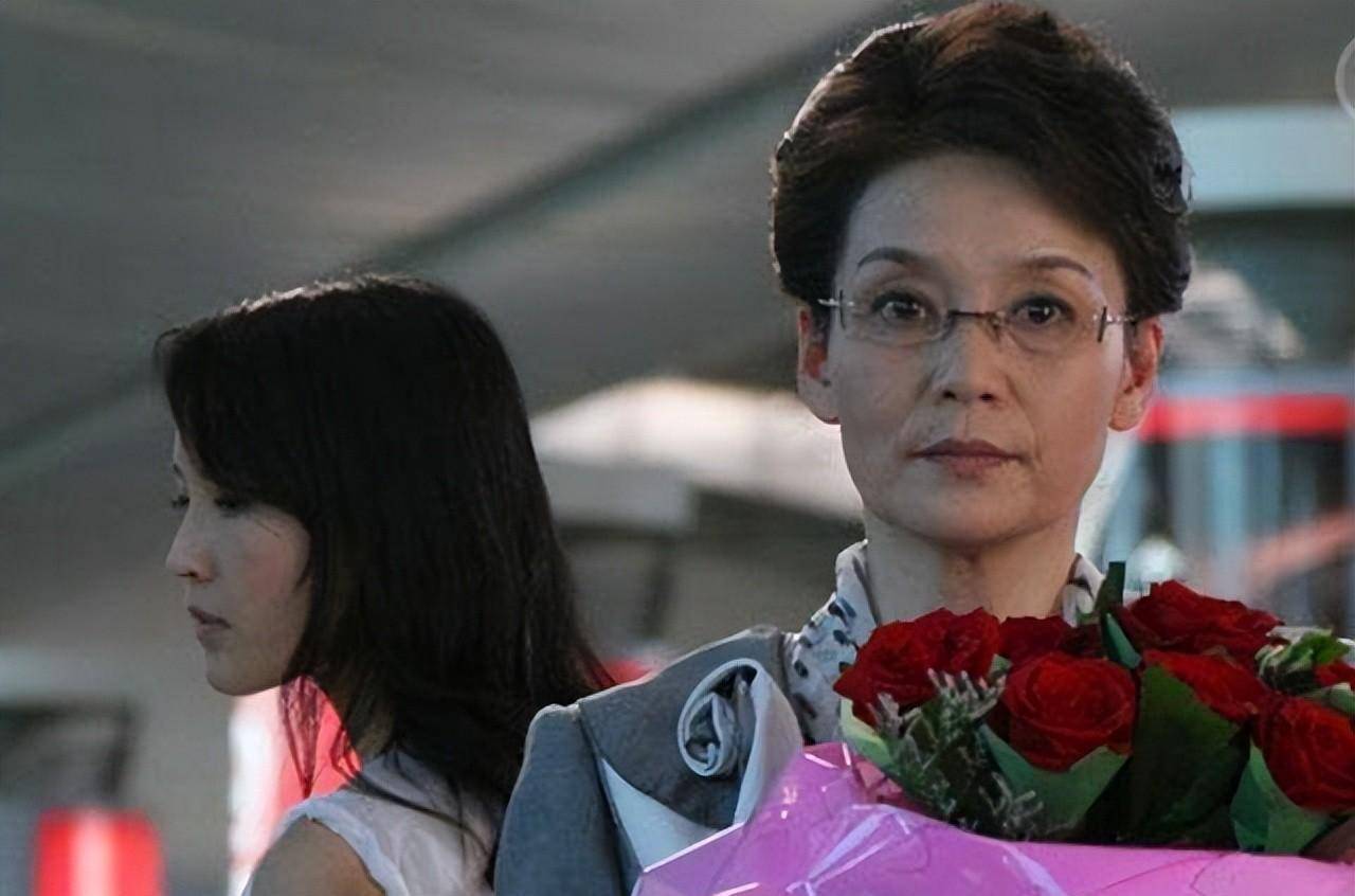 "恶婆婆专业户"潘虹:在剧中我霸气凌人,现实中却守不住前夫_事业_家山