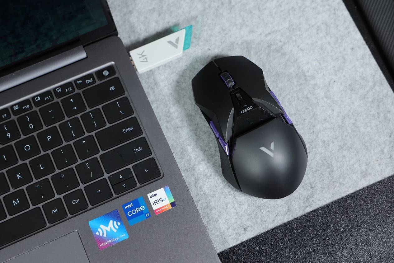 雷柏vt950pro:体验极致游戏之美,超高性价比的高端游戏鼠标_技术_操作