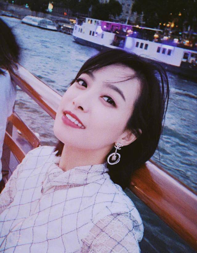 《彼岸花》开播:宋威龙携手前女友林允,带来与孪生姐妹虐心之恋_南生