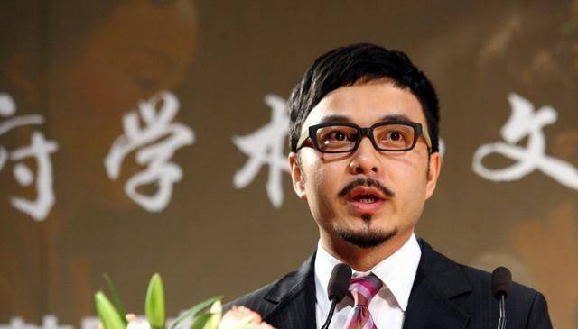 娱乐圈里低学历的明星,王宝强不意外,没想到还有周润发,汪涵!