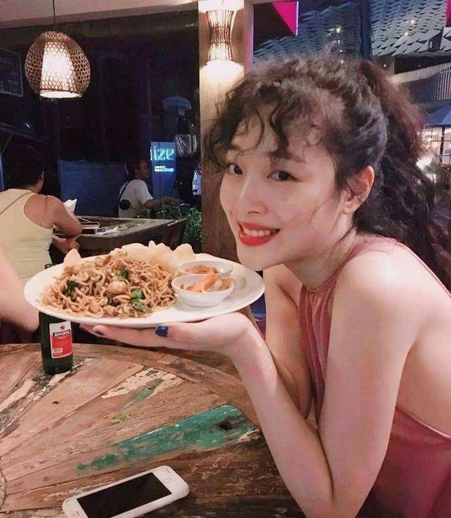 热巴杨幂纷纷上榜,第一是备受争议的她_发型_崔雪莉_头发