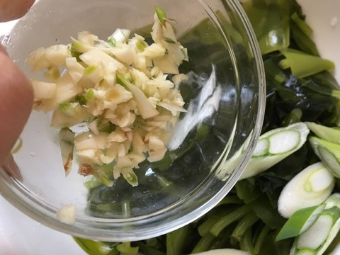 脱发常吃"它",改善发质,头发重回"18岁",护发素都省了_海带_茶匙