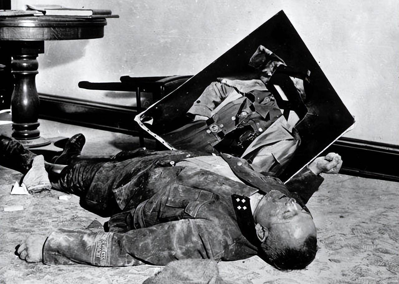 二战期间,德国骷髅师战斗力十分强大,甚至在战场上以一敌五_德军_部队