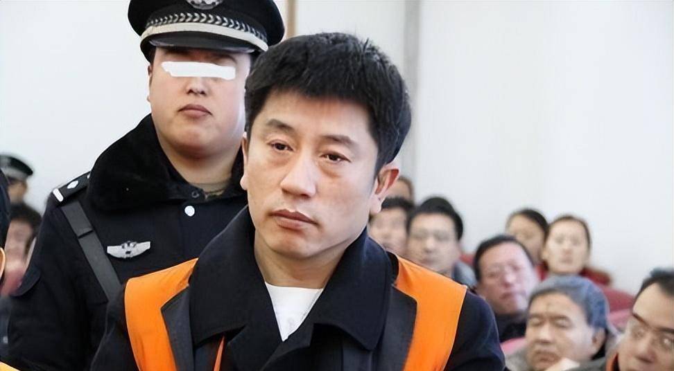 "万里大造林"的陈相贵:曾花182万买手机号,08年沦为阶下囚_公司_客户
