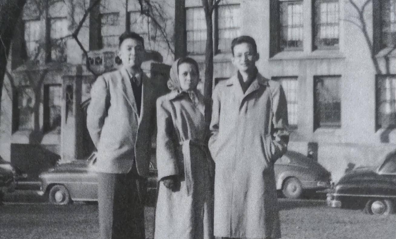 "豪门贵婿"穆旦含冤去世25年后,终于安息在妻子的怀抱_文学_中国远征