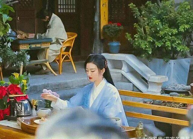 司藤》秦放的女友们都出事了,真不是他的"克的",是另有其人_安蔓_陈婉