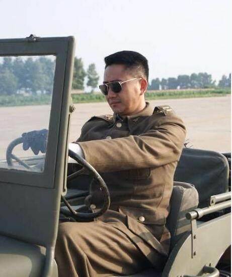 的小配角今已成戏精,出道17年拍的戏大部都是军旅剧_段奕宏_军人_形象