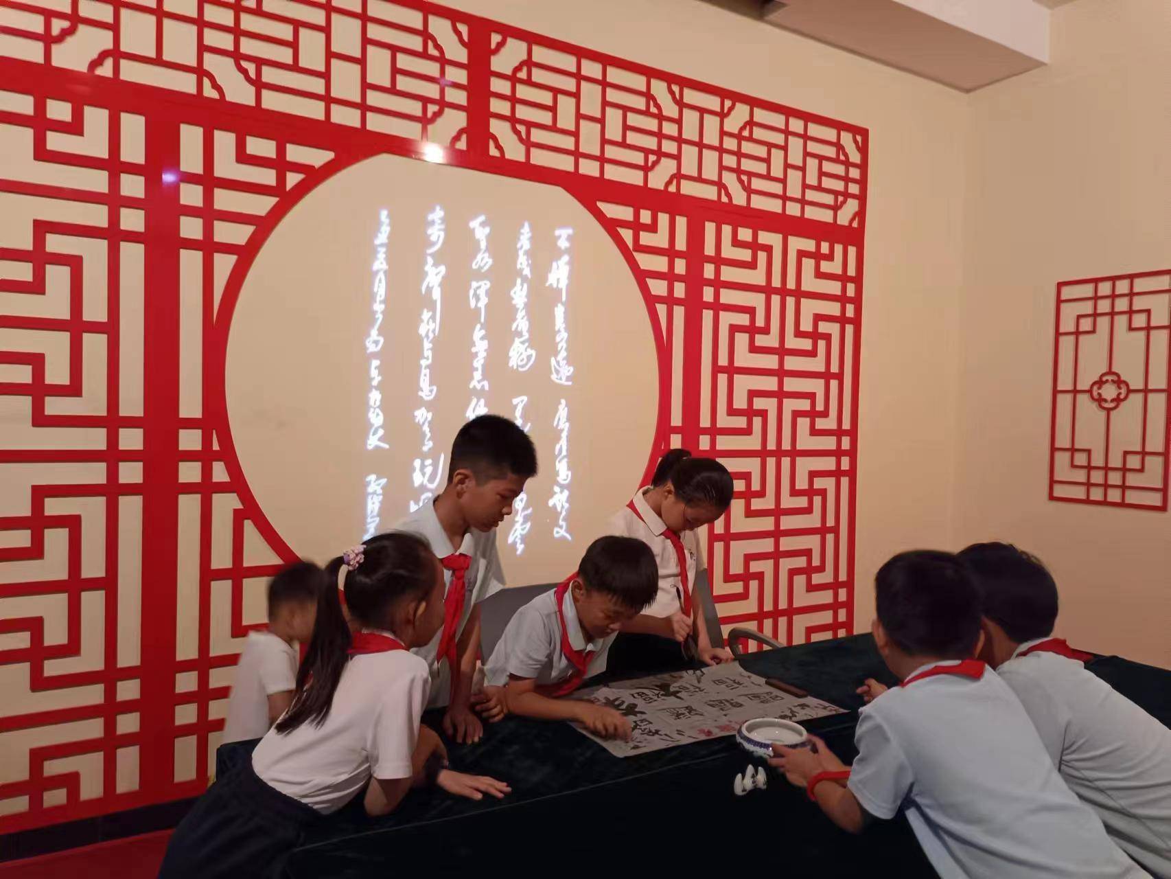 河南安阳:安阳市文博源小学开展暑期研学实践教育活动_文字_中国_甲骨