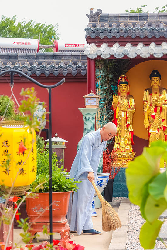 内江圣水寺方丈图片