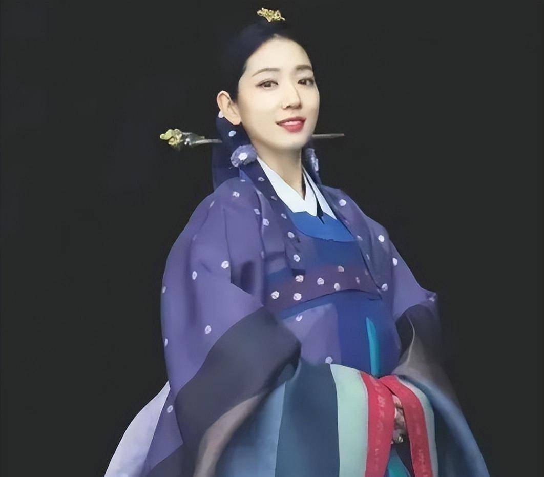 32岁朴信惠近况复出大变样!