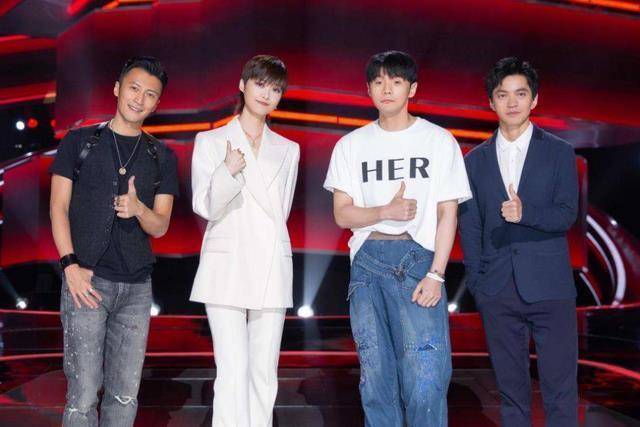 首播,李宇春战队相当"抢手",节目这回请对人了_李荣浩_谢霆锋_李健