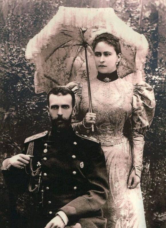 的眼眸中,他对父亲亚三说"我的梦想就是有一天能够迎娶黑森的阿丽克丝