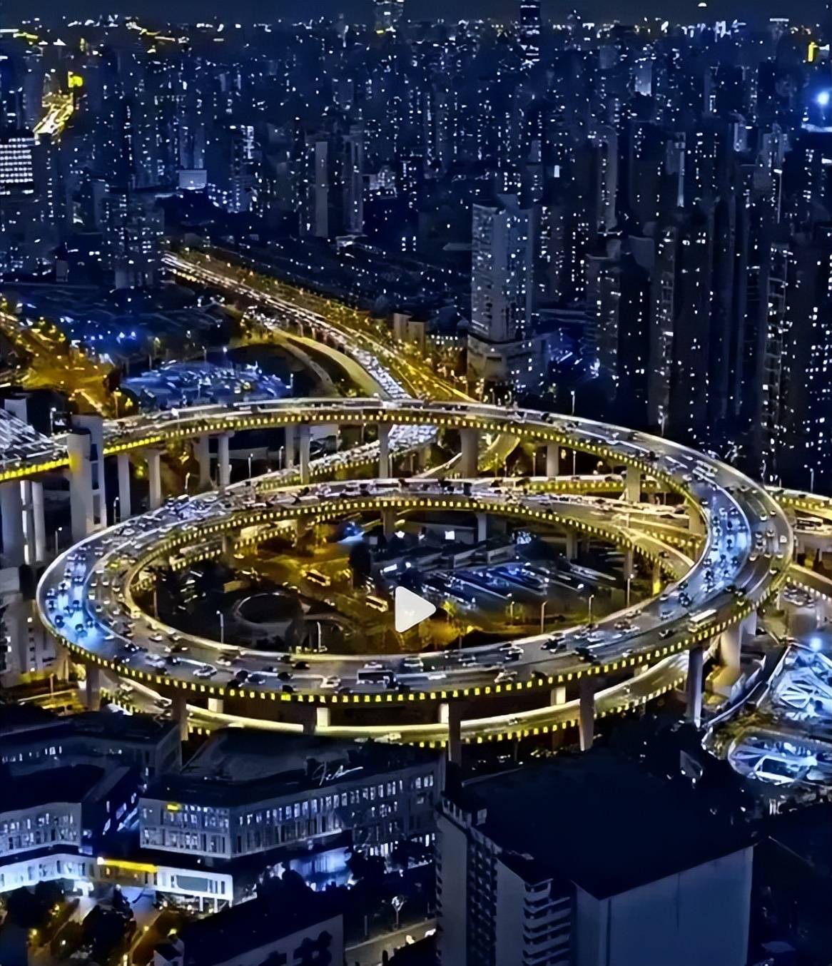 哈哈哈,印度媒体"孟买夜景"竟然是上海?别闹了,三哥!_网友_城市_中国