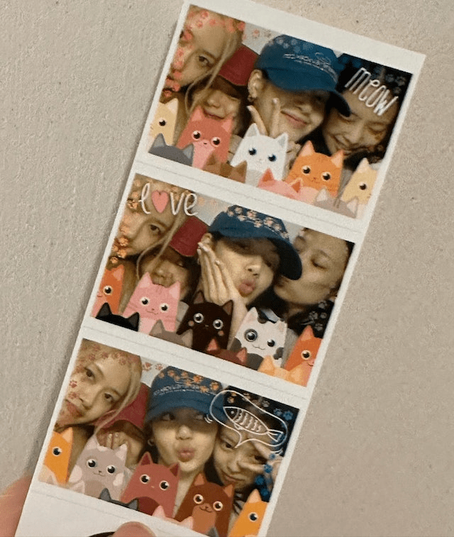 blackpink七周年庆典:成员童年照展示温馨团结_续约_lisa_jisoo