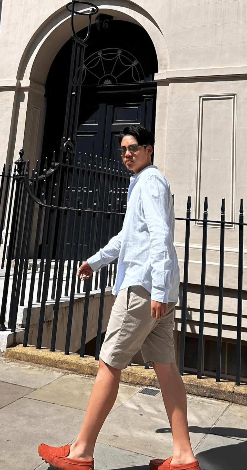 12岁儿子打扮时尚显成熟,身高已接近母亲_许建彤_许晋亨_家族